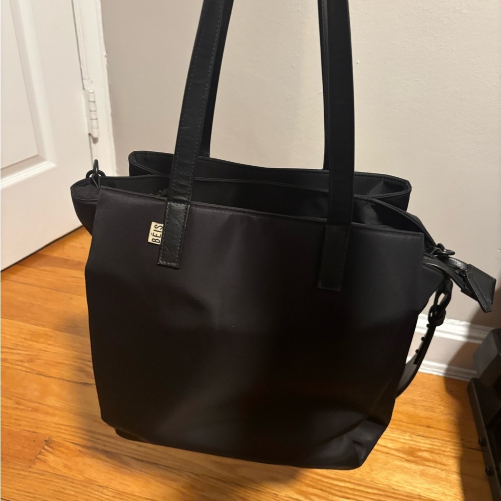 Excellent Condition BEIS Commuter Bag Black